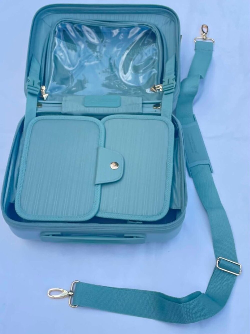 TRIFORCE Seafoam Green Hardside Quilted Beauty Case with Shoulder Strap